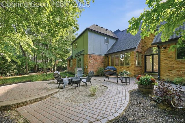 53134 Alyssa Court, Utica, MI 48315