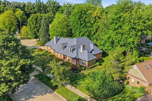 53134 Alyssa Court, Utica, MI 48315