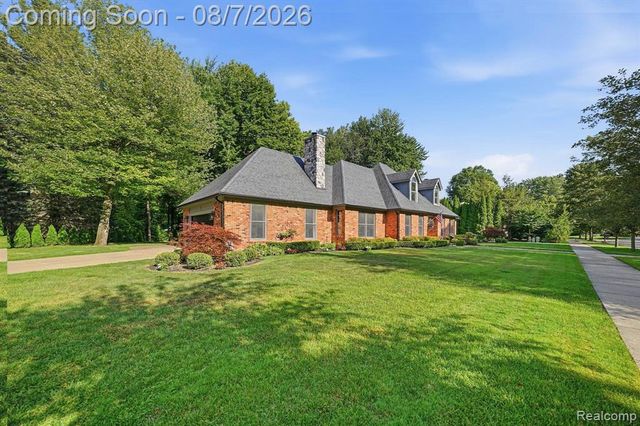 53134 Alyssa Court, Utica, MI 48315