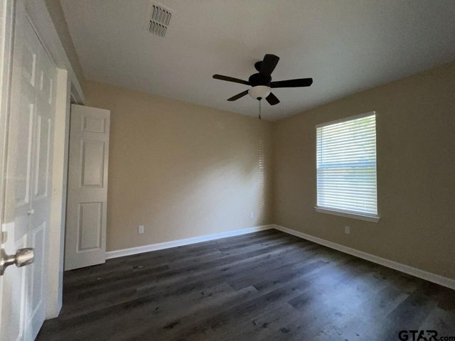 348 Caroline Ln, Bullard, TX 75757