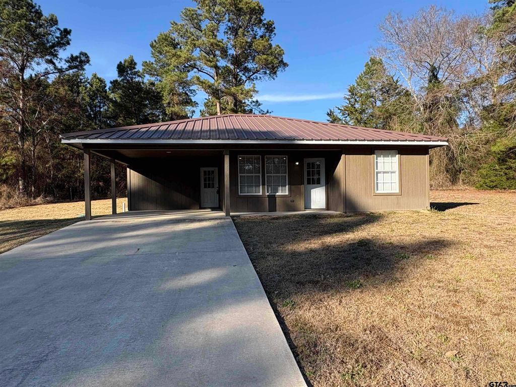 348 Caroline Ln, Bullard, TX 75757