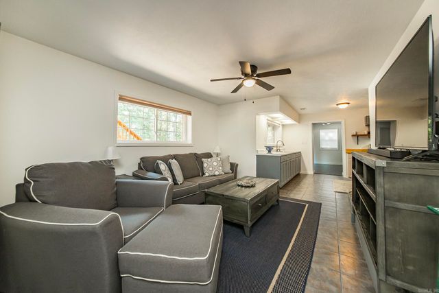 842 Dave Creek Parkway, Fairfield Bay, AR 72088