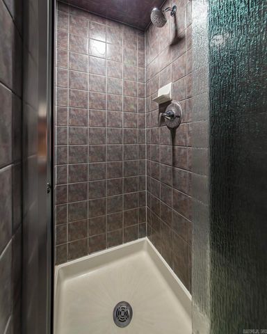 842 Dave Creek Parkway, Fairfield Bay, AR 72088