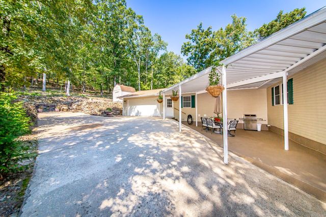 842 Dave Creek Parkway, Fairfield Bay, AR 72088