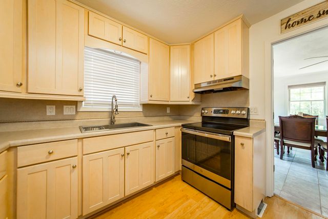 842 Dave Creek Parkway, Fairfield Bay, AR 72088