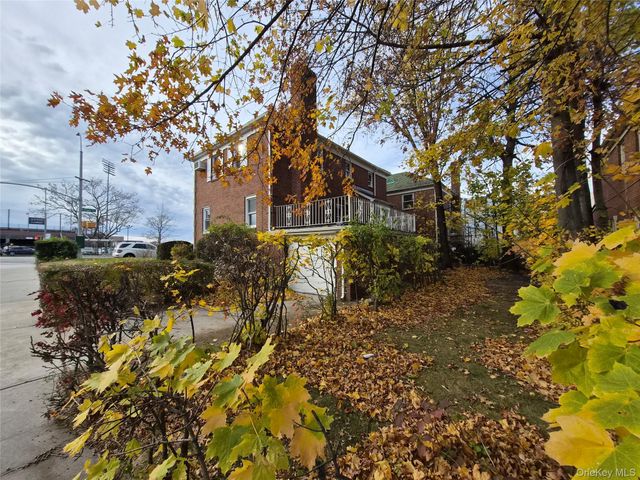 8019 UTOPIA Parkway, Jamaica Estates, NY 11432