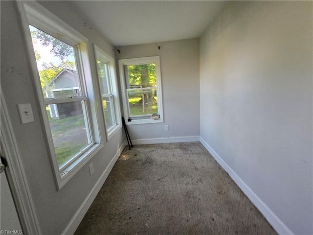106 S Fieldcrest Road, Eden, NC 27288