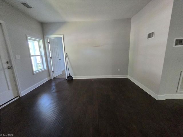 106 S Fieldcrest Road, Eden, NC 27288
