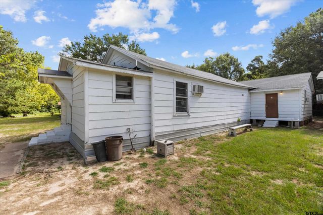1140 N Hamlett Street, Athens, TX 75751