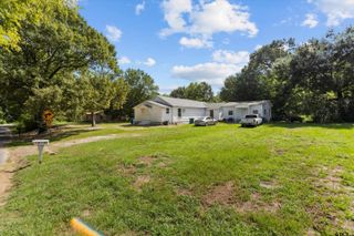 1140 N Hamlett Street, Athens, TX 75751