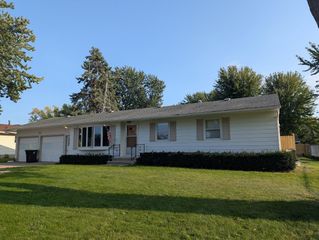 575 NORTON AVENUE, Oshkosh, WI 54901