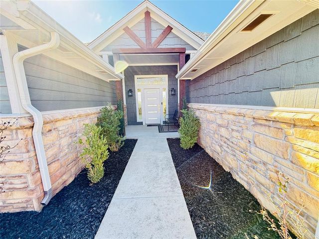 5005 Chauncey Lane, Shawnee, OK 74804