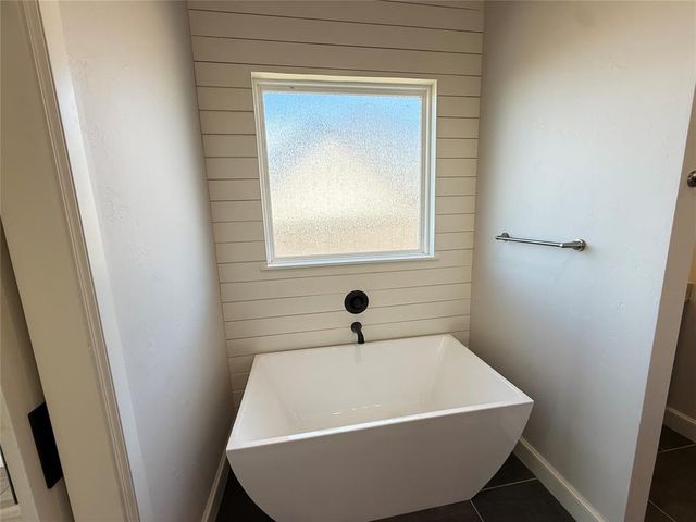 5005 Chauncey Lane, Shawnee, OK 74804