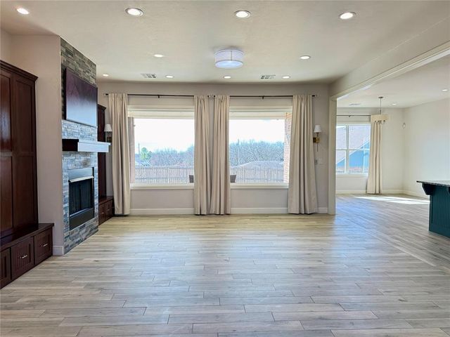 5005 Chauncey Lane, Shawnee, OK 74804