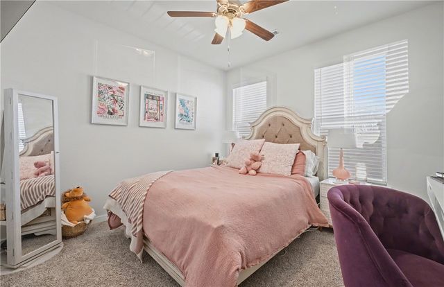 4885 W Triangle Street, Fayetteville, AR 72704