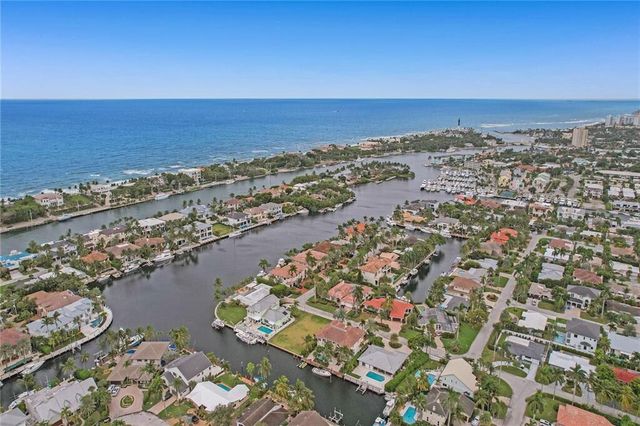 2821 NE 32nd Street, Lighthouse Point, FL 33064