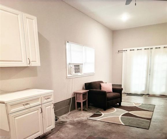 7 Jamal CT, Portsmouth, VA 23701
