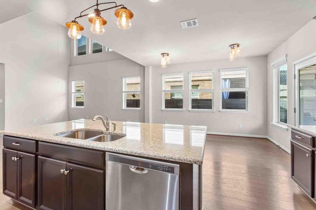 268 Brockston DR, Buda, TX 78610