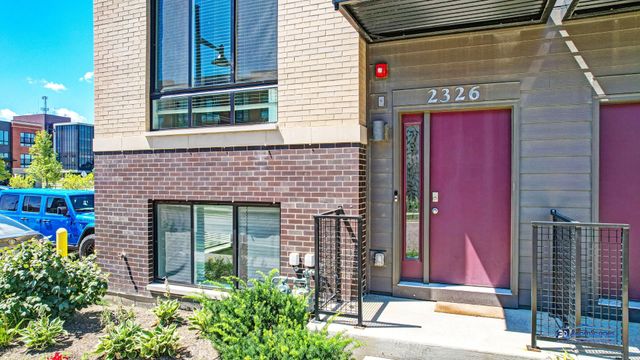 2326 Venture Drive, Schaumburg, IL 60173