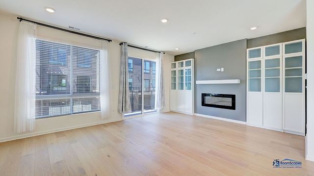 2326 Venture Drive, Schaumburg, IL 60173