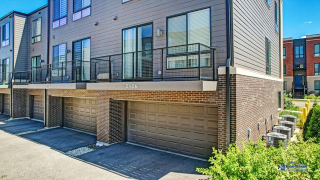 2326 Venture Drive, Schaumburg, IL 60173