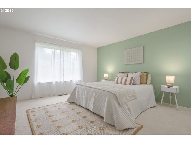 1814 HAPPY Ln, Eugene, OR 97401