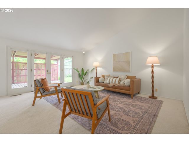 1814 HAPPY Ln, Eugene, OR 97401