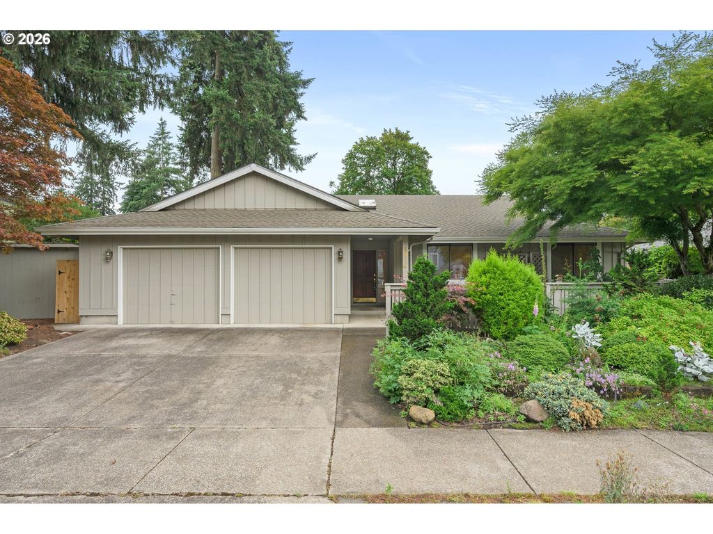 1814 HAPPY Ln, Eugene, OR 97401