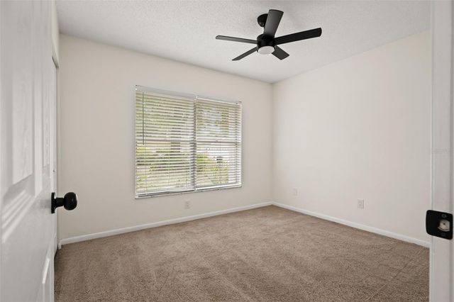 13922 BRIARDALE LANE, Tampa, FL 33618