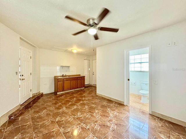 6212 N GRADY AVENUE, Tampa, FL 33614