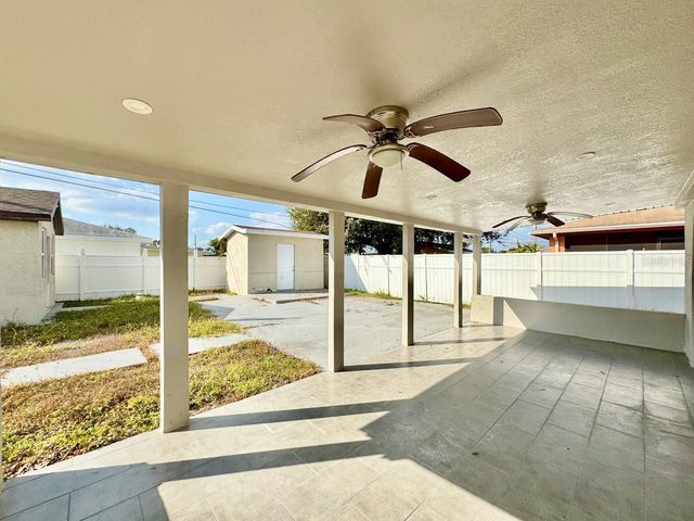 6212 N GRADY AVENUE, Tampa, FL 33614