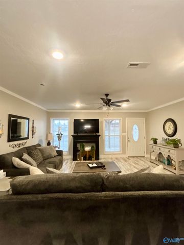 1423 Marguerite Avenue, Gadsden, AL 35903