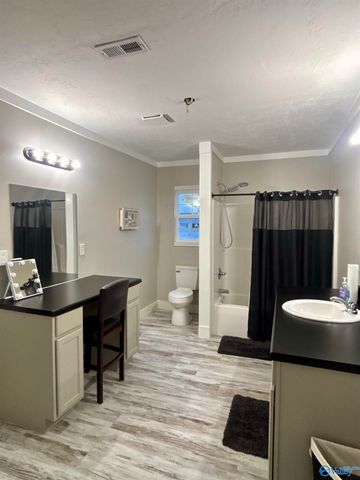 1423 Marguerite Avenue, Gadsden, AL 35903