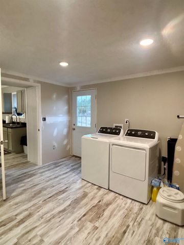 1423 Marguerite Avenue, Gadsden, AL 35903