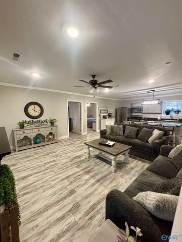 1423 Marguerite Avenue, Gadsden, AL 35903