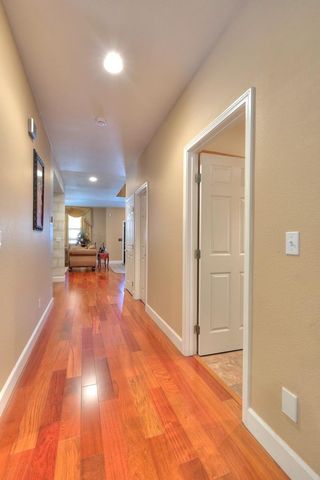 1528 Rose Garden Ct, Modesto, CA 95356