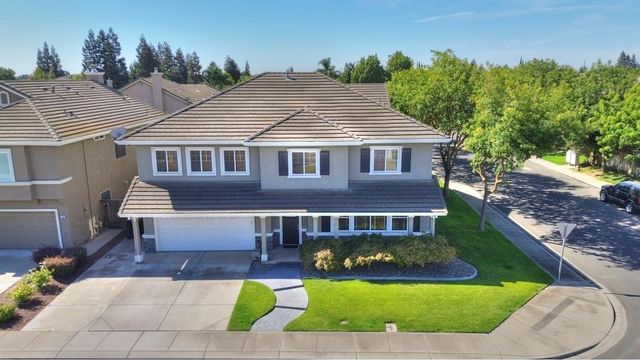 1528 Rose Garden Ct, Modesto, CA 95356