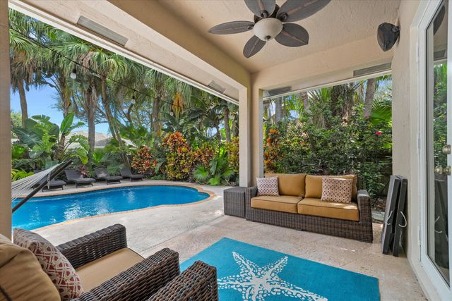 13869 Sheffield Street, Wellington, FL 33414