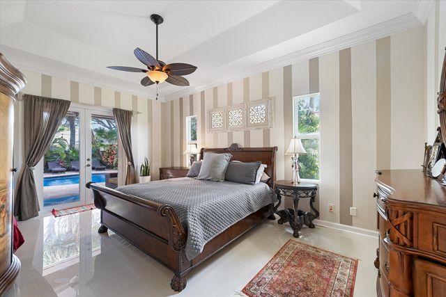 13869 Sheffield Street, Wellington, FL 33414
