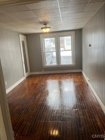 400 2nd Street, Geddes, NY 13209