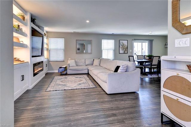 106 Overstreet CT, Williamsburg, VA 23185