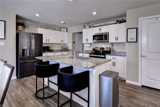 106 Overstreet CT, Williamsburg, VA 23185