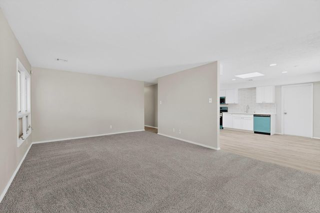 4717 Palo Duro Avenue NE, Albuquerque, NM 87110