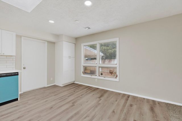 4717 Palo Duro Avenue NE, Albuquerque, NM 87110