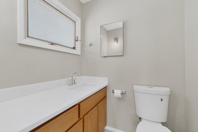 4717 Palo Duro Avenue NE, Albuquerque, NM 87110