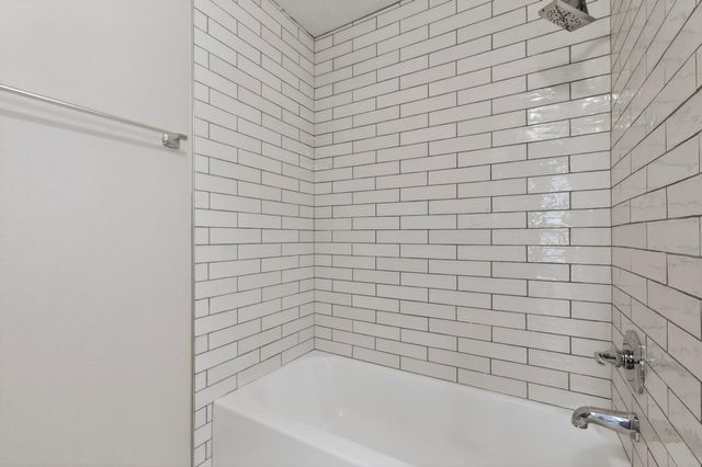 4717 Palo Duro Avenue NE, Albuquerque, NM 87110