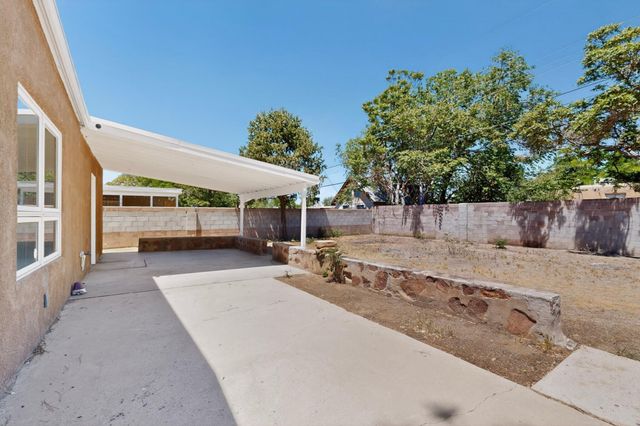 4717 Palo Duro Avenue NE, Albuquerque, NM 87110