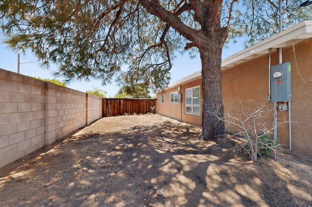 4717 Palo Duro Avenue NE, Albuquerque, NM 87110