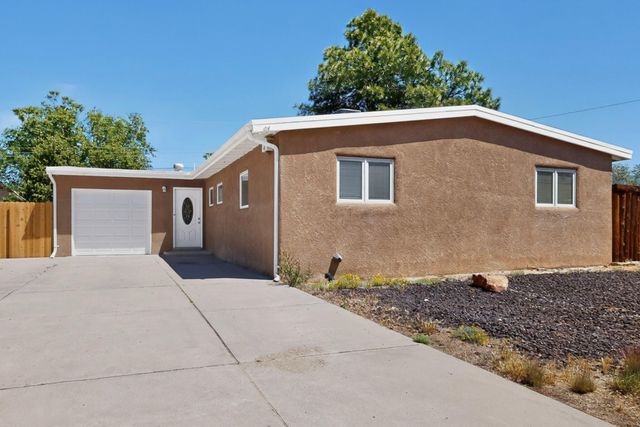 4717 Palo Duro Avenue NE, Albuquerque, NM 87110