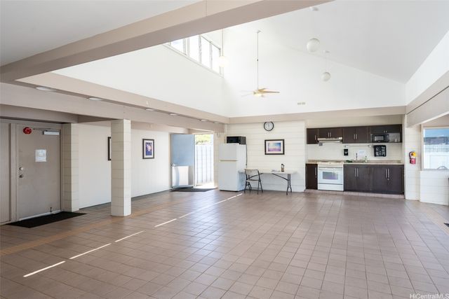 3045 Ala Napuaa Place 709, Honolulu, HI 96818